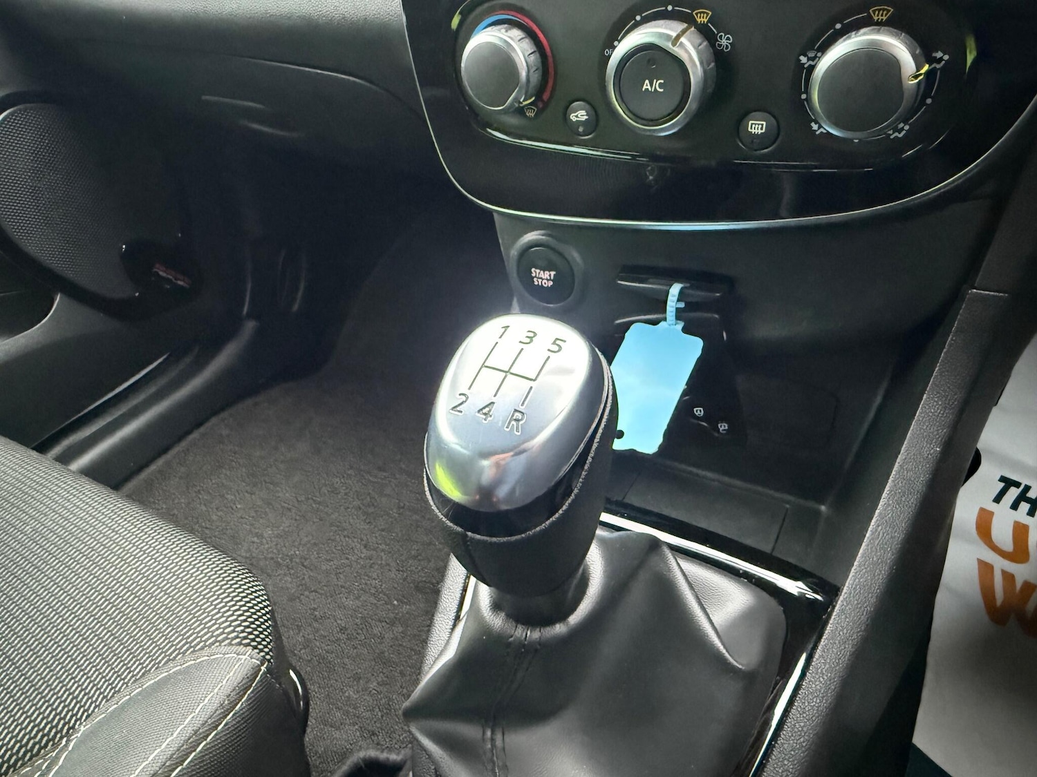 Used Renault Clio 2018 for sale - 76942598: Photo 34