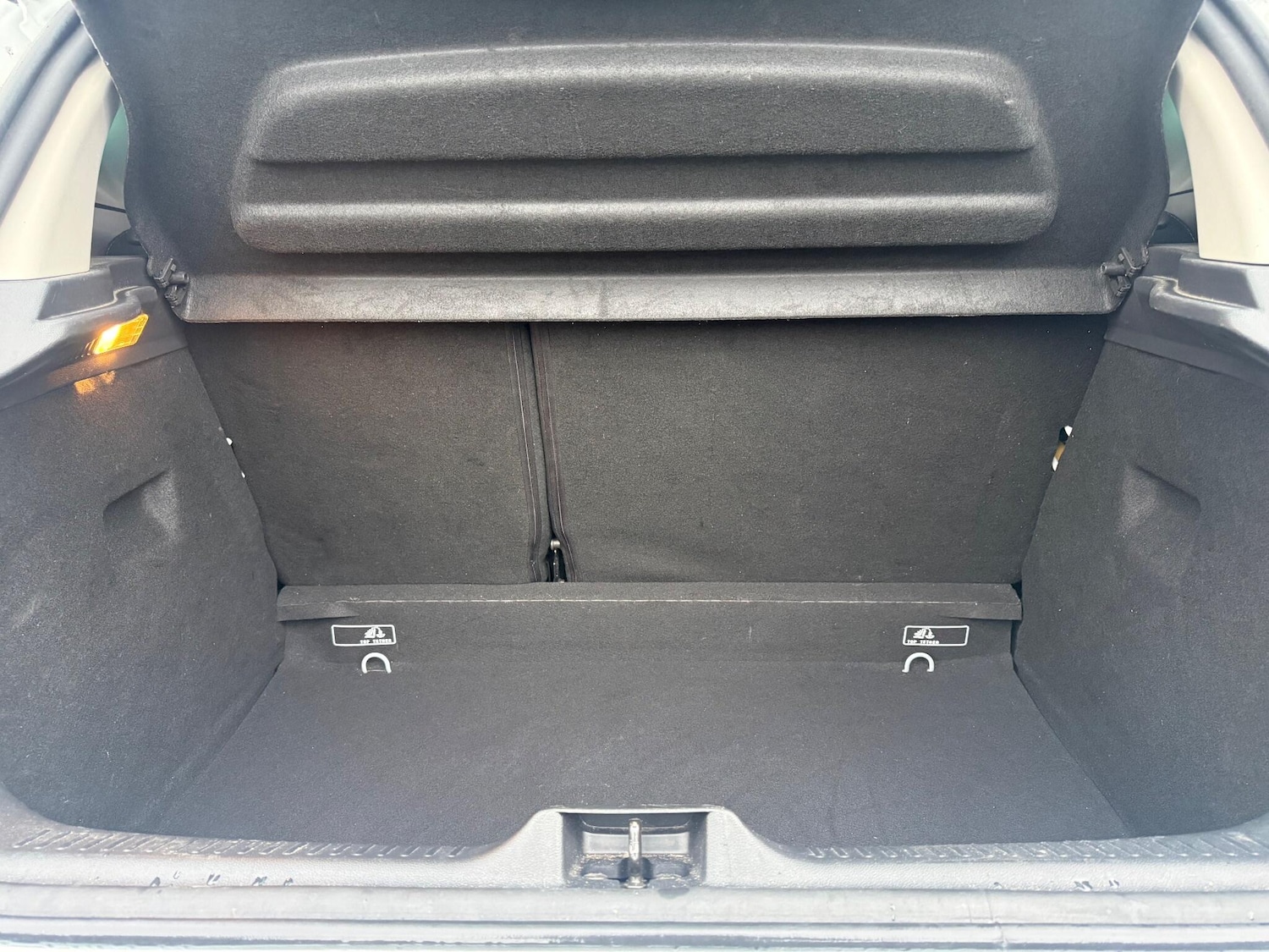 Used Renault Clio 2018 for sale - 76942598: Photo 41