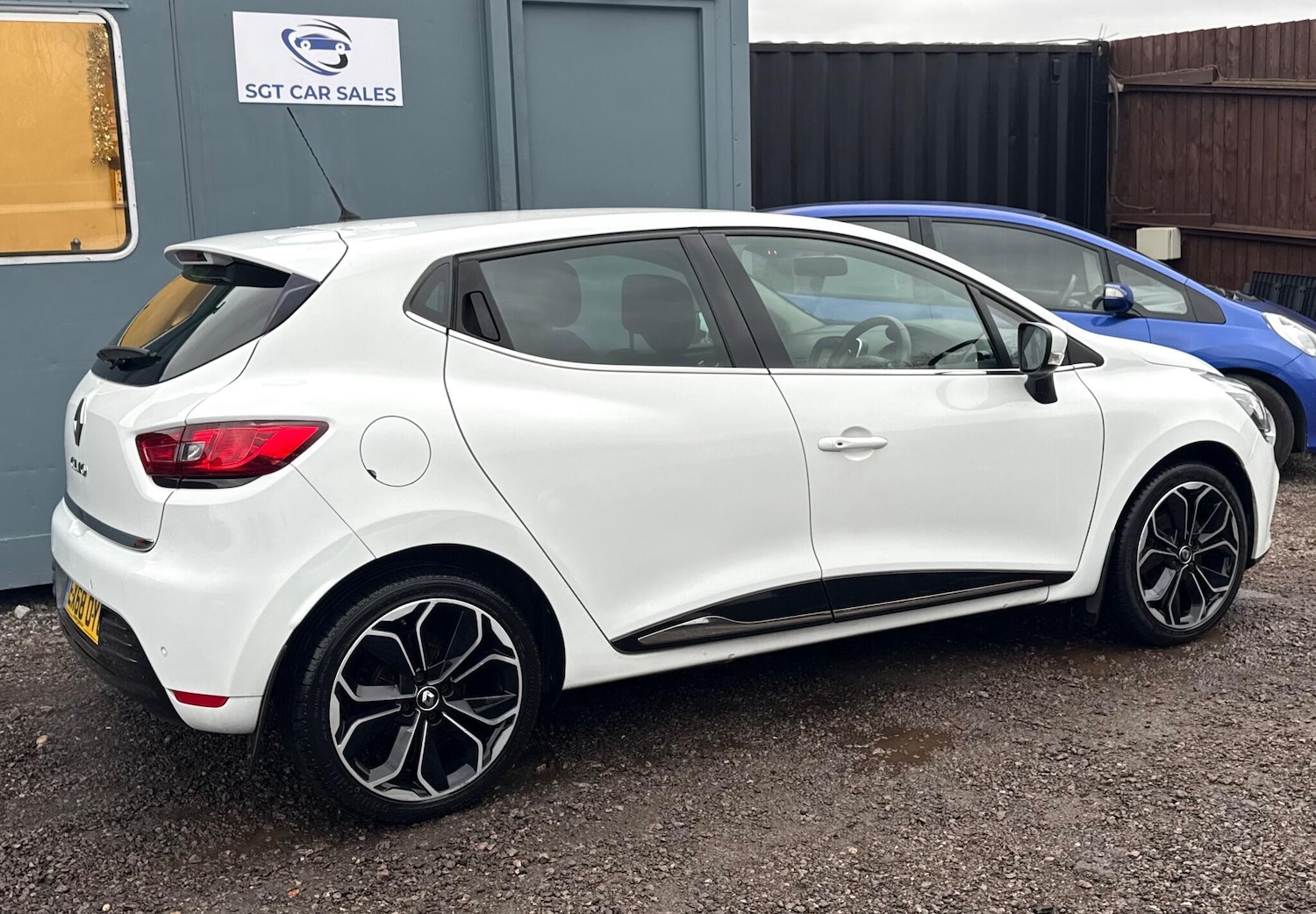 Used Renault Clio 2018 for sale - 76942598: Photo 6