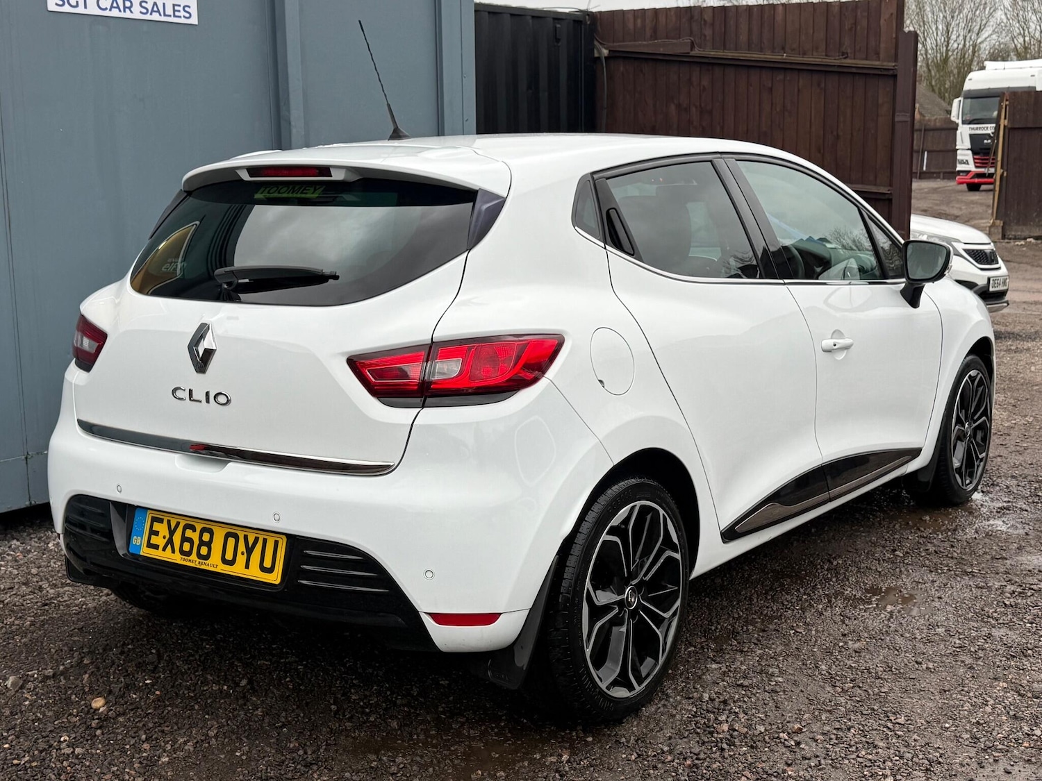 Used Renault Clio 2018 for sale - 76942598: Photo 7