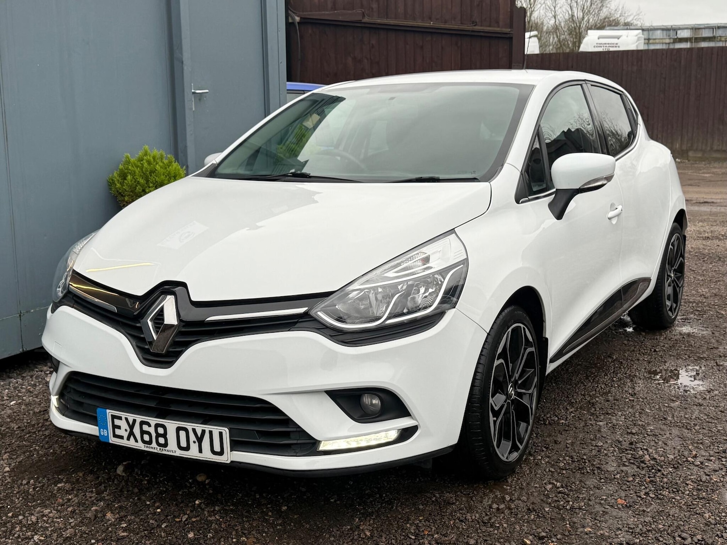 Used Renault Clio 2018 for sale - 76942598: Photo 9