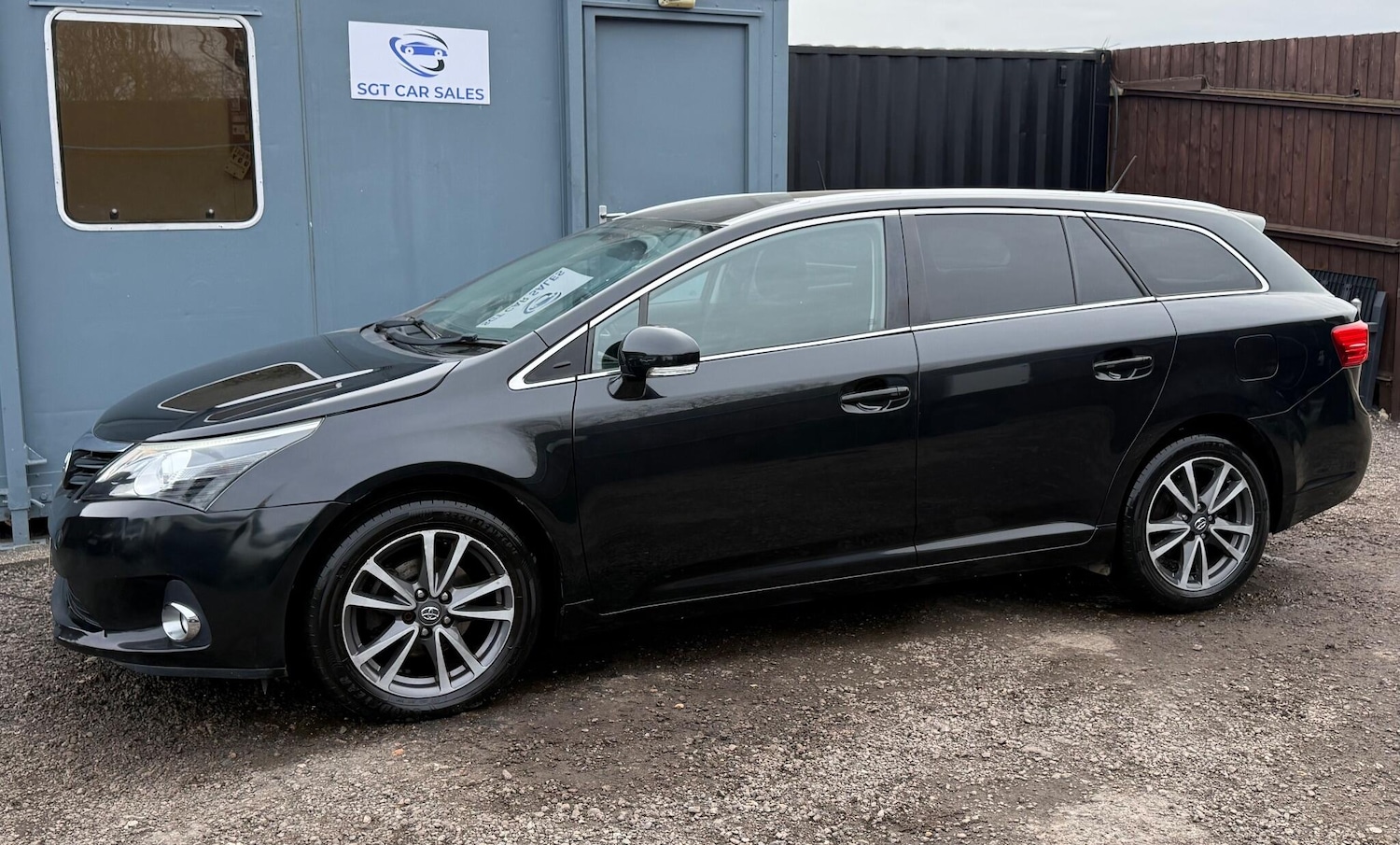 Used Toyota Avensis 2012 for sale - 77612410: Photo 11