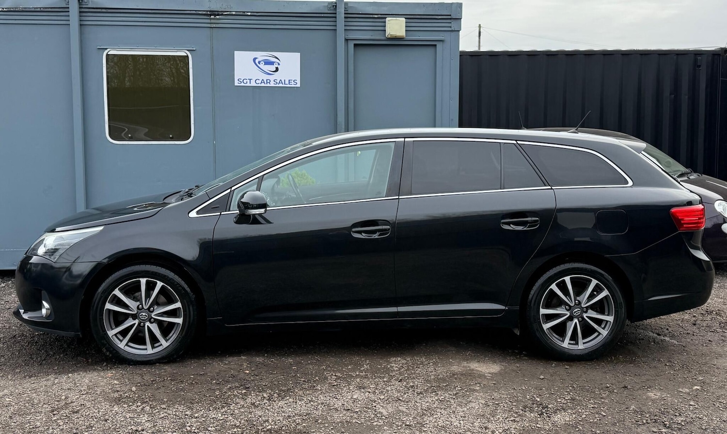 Used Toyota Avensis 2012 for sale - 77612410: Photo 12