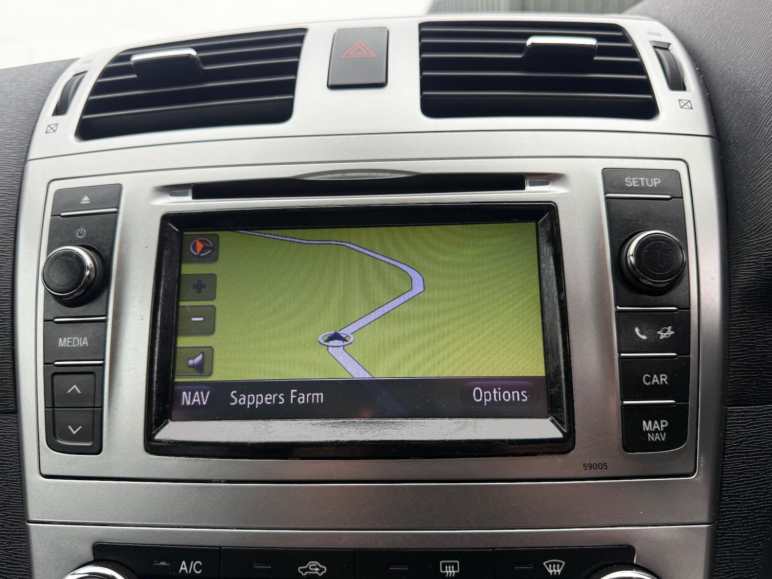 Used Toyota Avensis 2012 for sale - 77612410: Photo 22