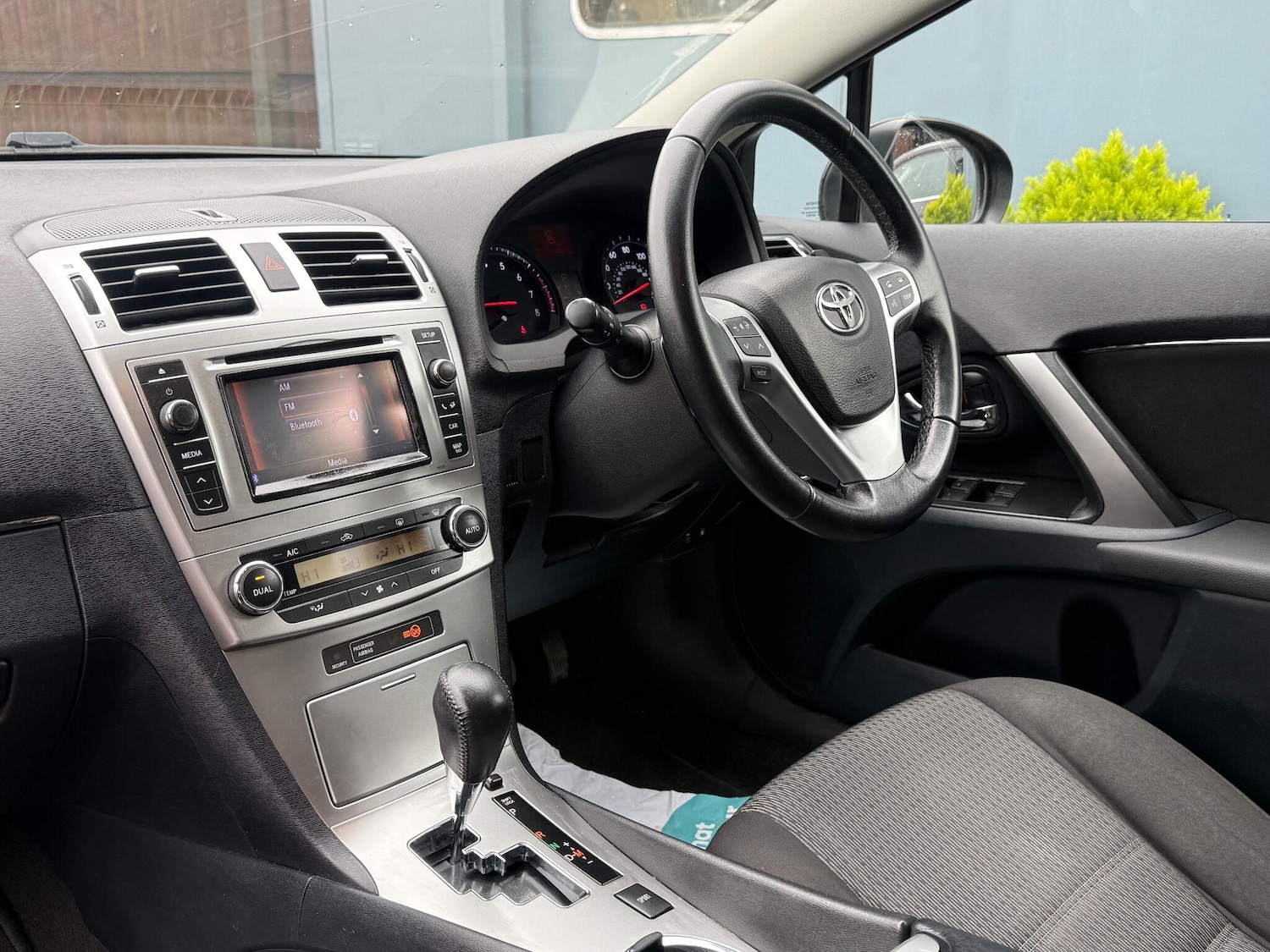 Used Toyota Avensis 2012 for sale - 77612410: Photo 25