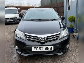 Used Toyota Avensis 2012 for sale - 77612410: Photo
