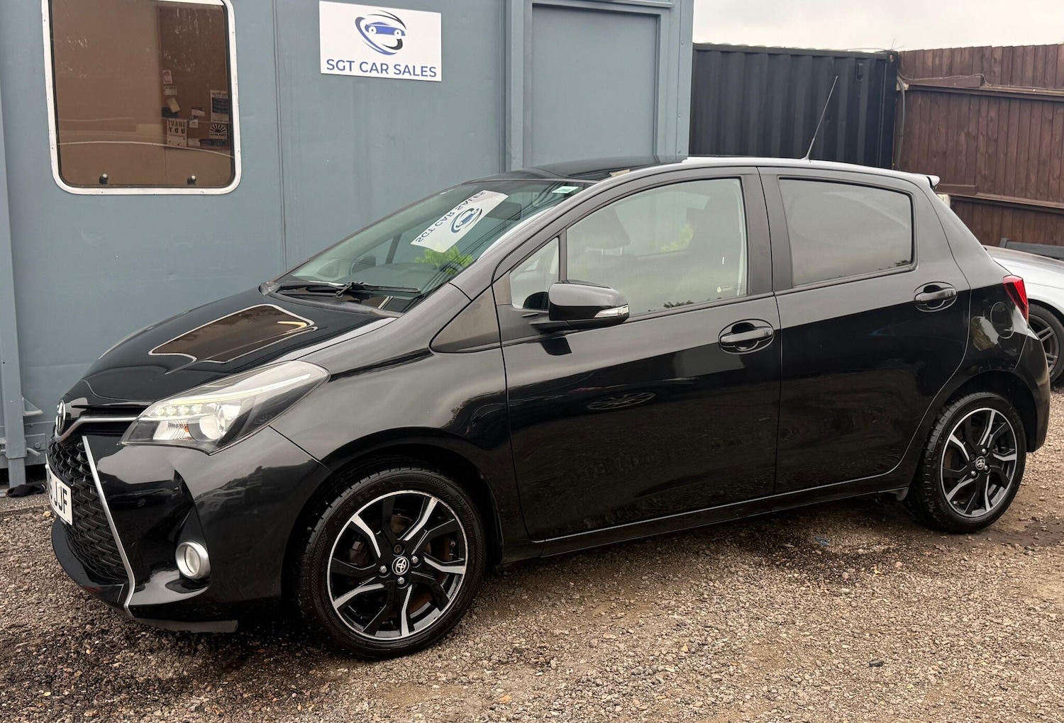 Used Toyota Yaris 2016 for sale - 76865661: Photo 11
