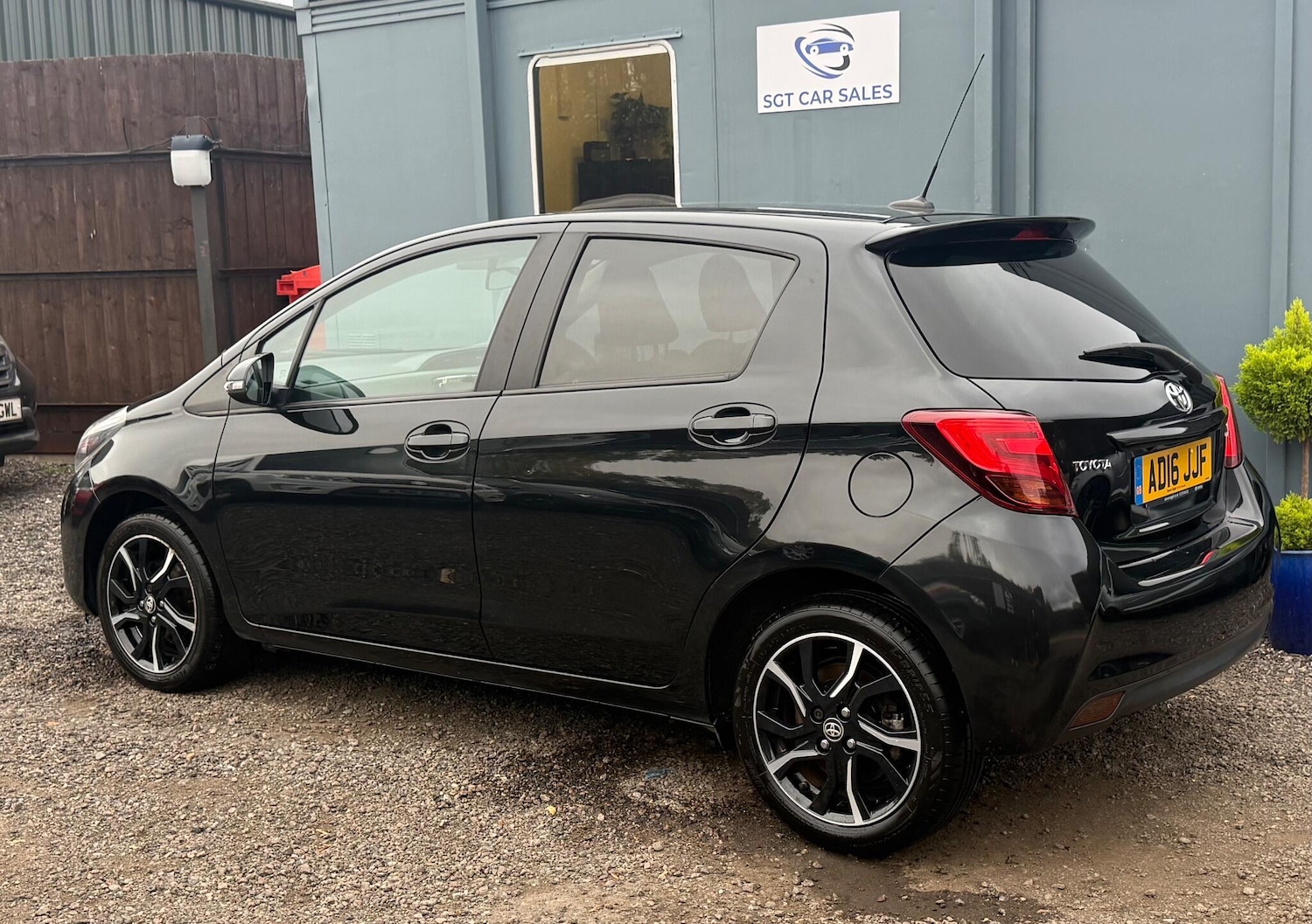 Used Toyota Yaris 2016 for sale - 76865661: Photo 13