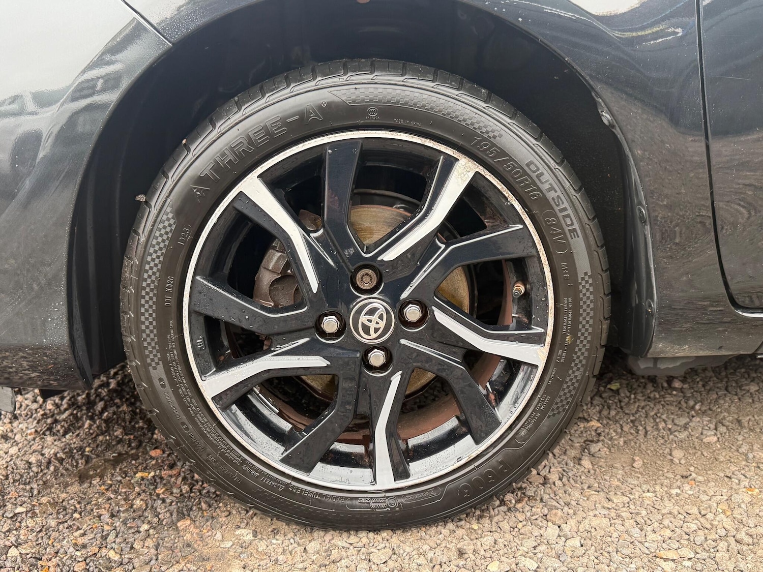 Used Toyota Yaris 2016 for sale - 76865661: Photo 17