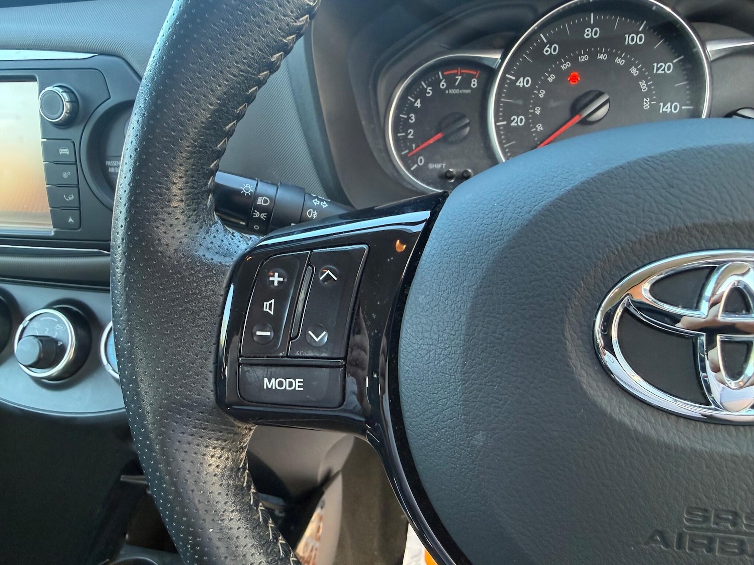 Used Toyota Yaris 2016 for sale - 76865661: Photo 23