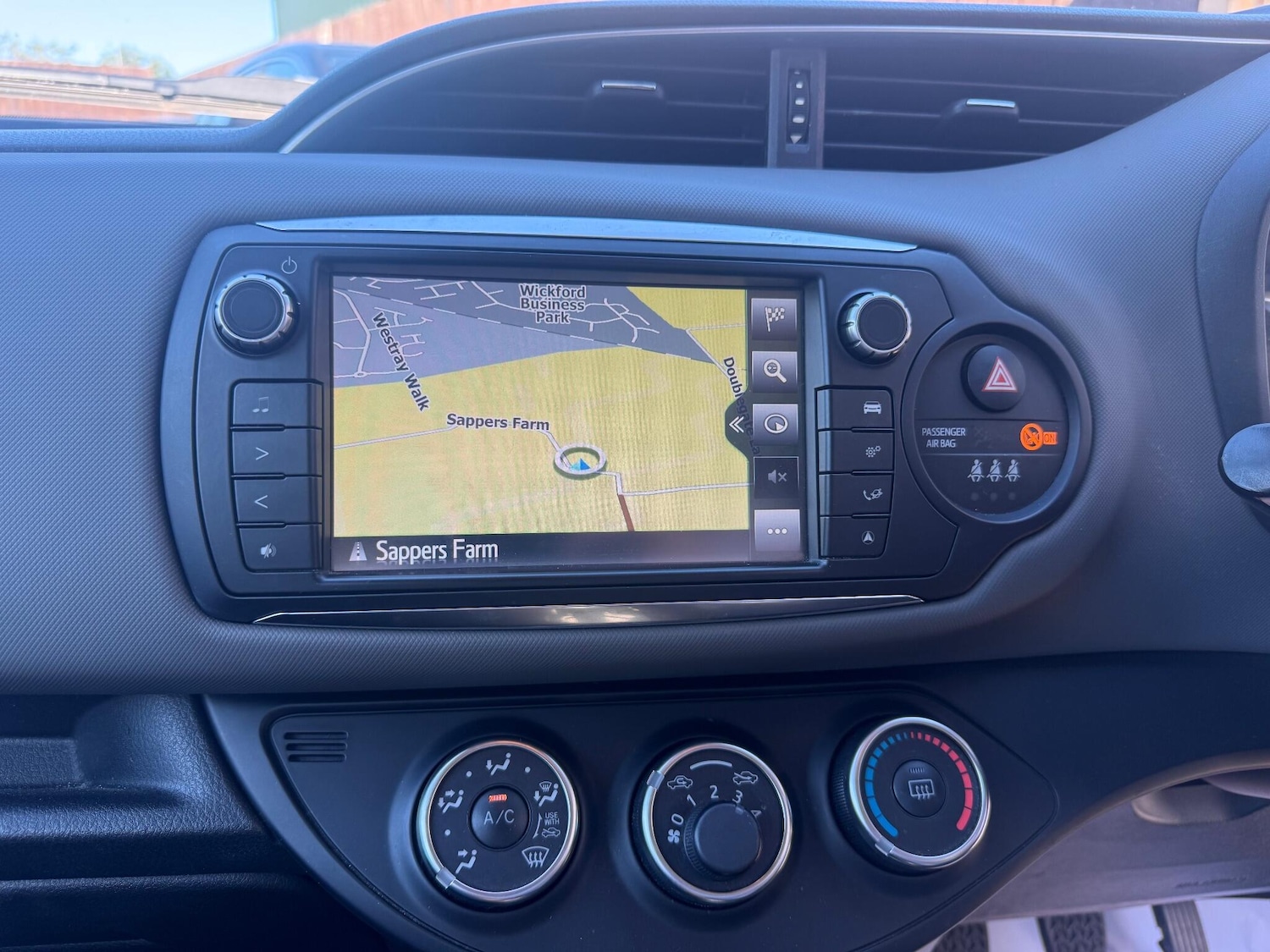 Used Toyota Yaris 2016 for sale - 76865661: Photo 31