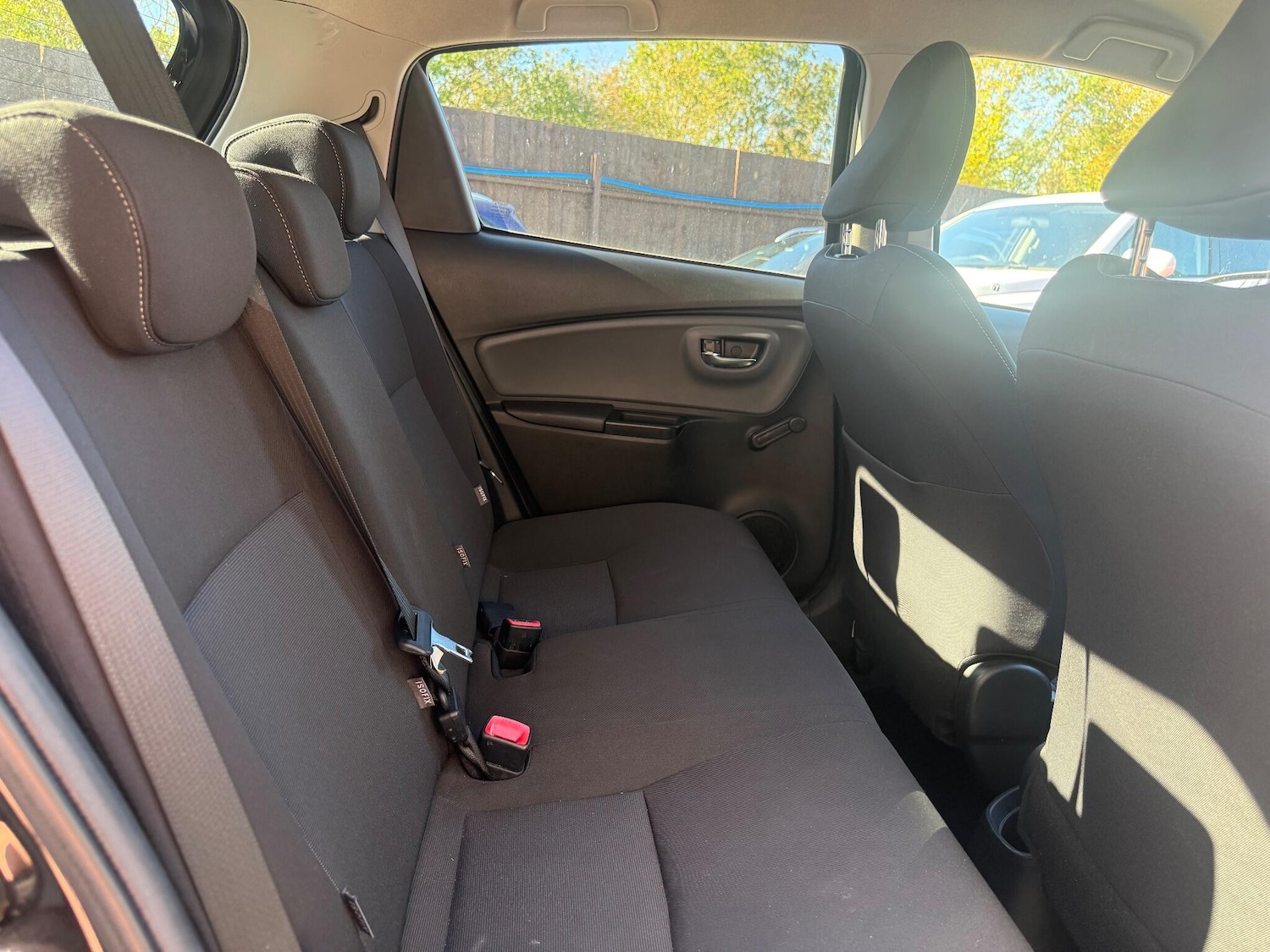 Used Toyota Yaris 2016 for sale - 76865661: Photo 33