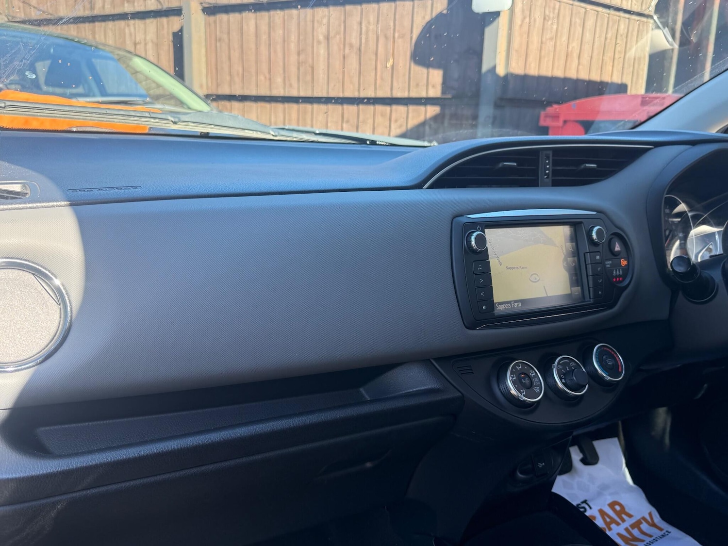 Used Toyota Yaris 2016 for sale - 76865661: Photo 38