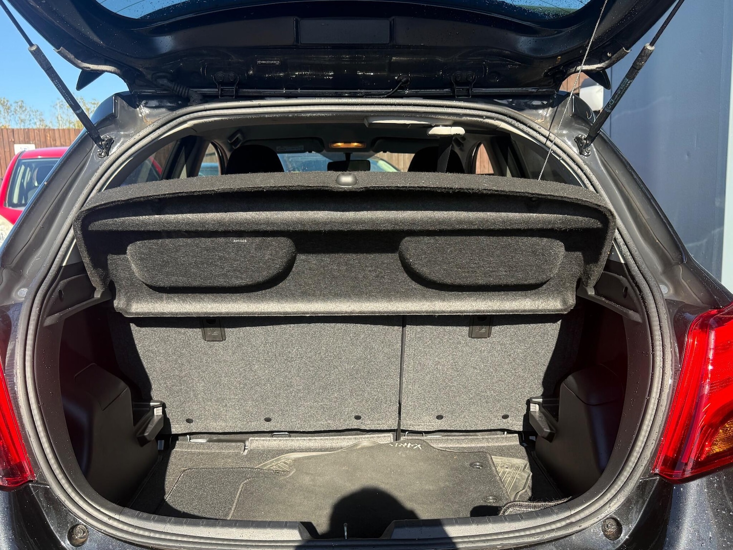 Used Toyota Yaris 2016 for sale - 76865661: Photo 41