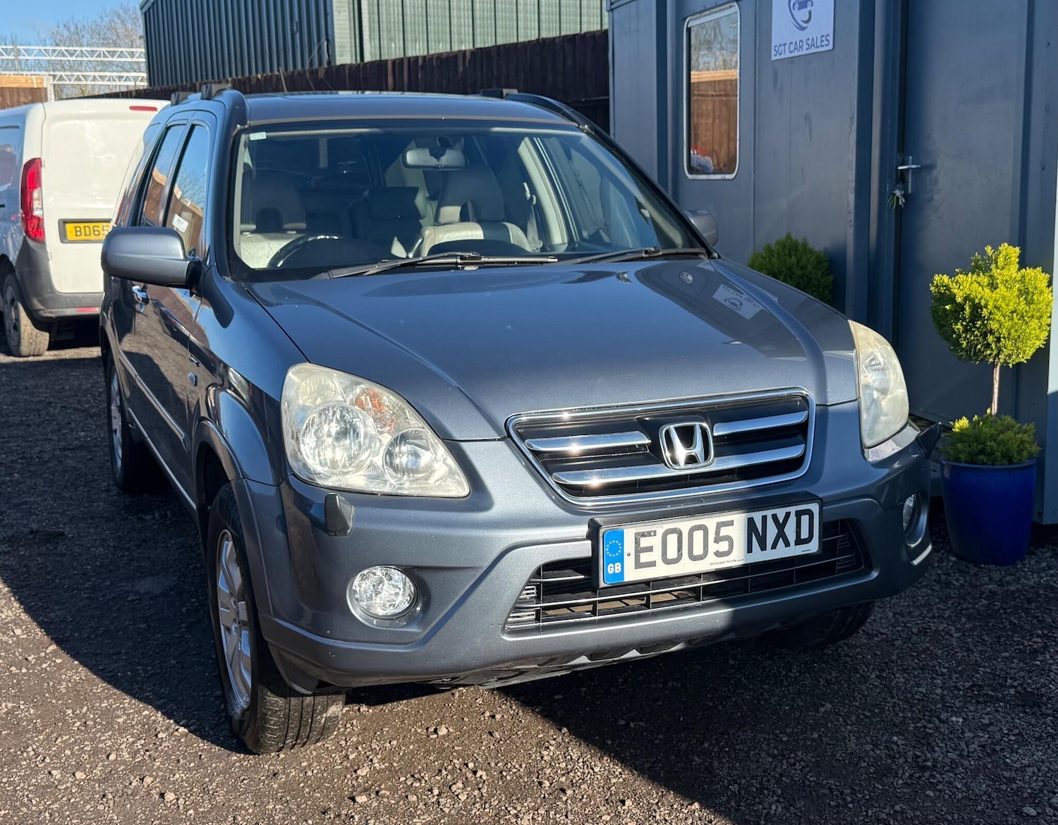 Used Honda CR-V 2005 for sale - 77440631: Photo 2