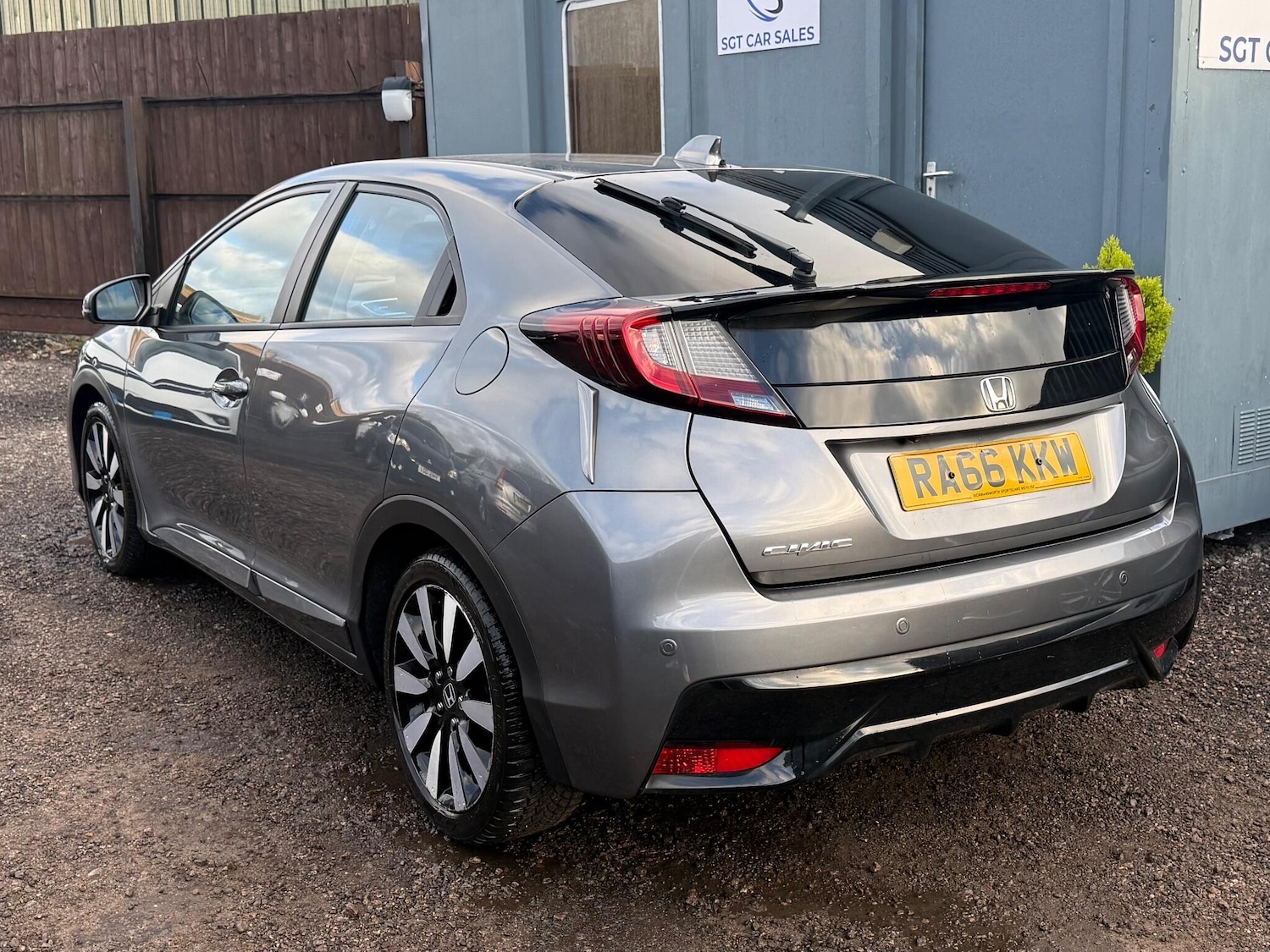 Used Honda Civic 2017 for sale - 77057281: Photo 14