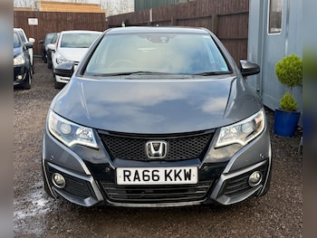 Used Honda Civic 2017 for sale - 77057281: Photo