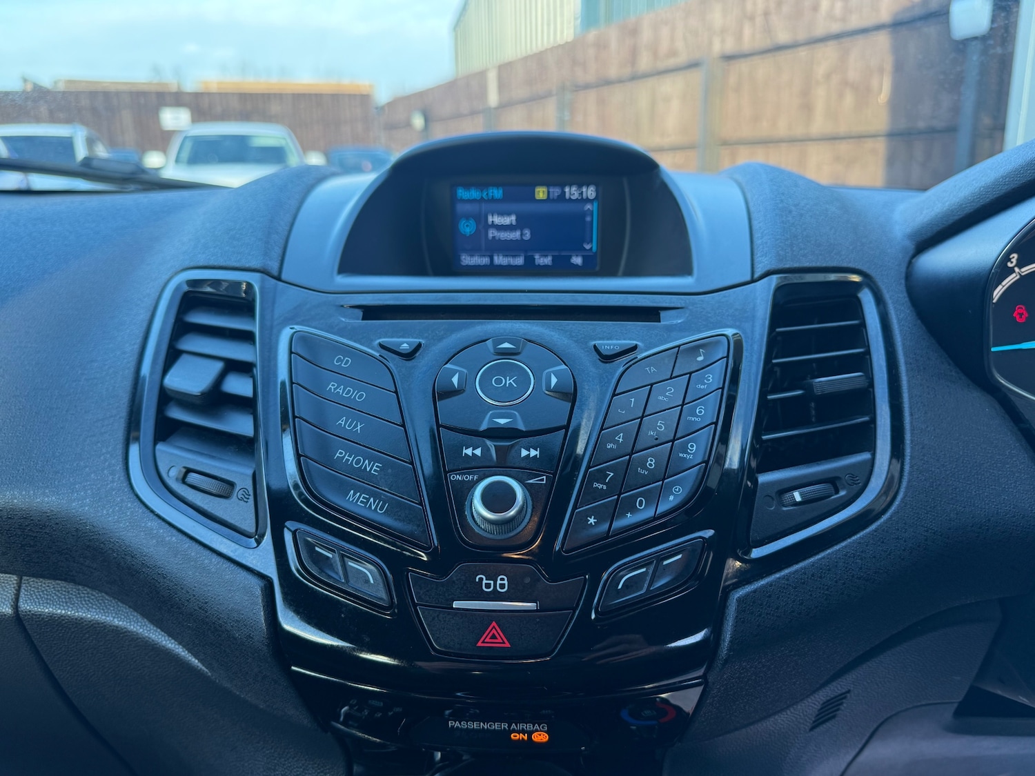 Used Ford Fiesta 2016 for sale - 76859899: Photo 27