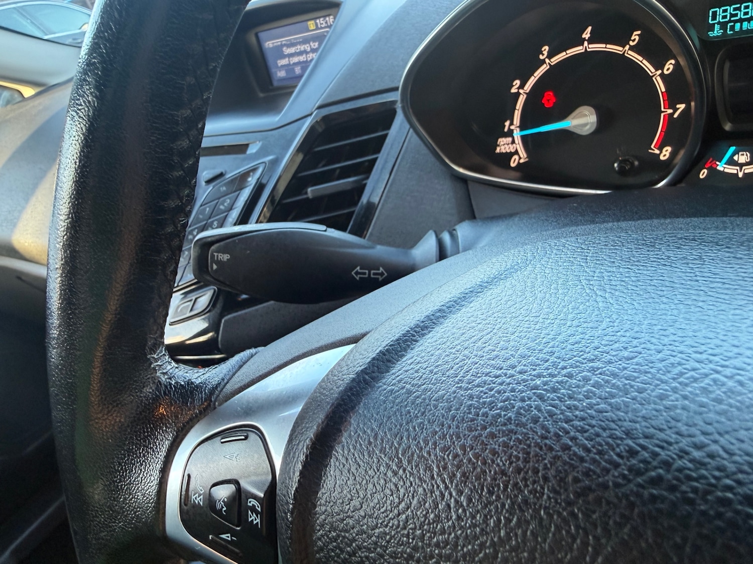 Used Ford Fiesta 2016 for sale - 76859899: Photo 31