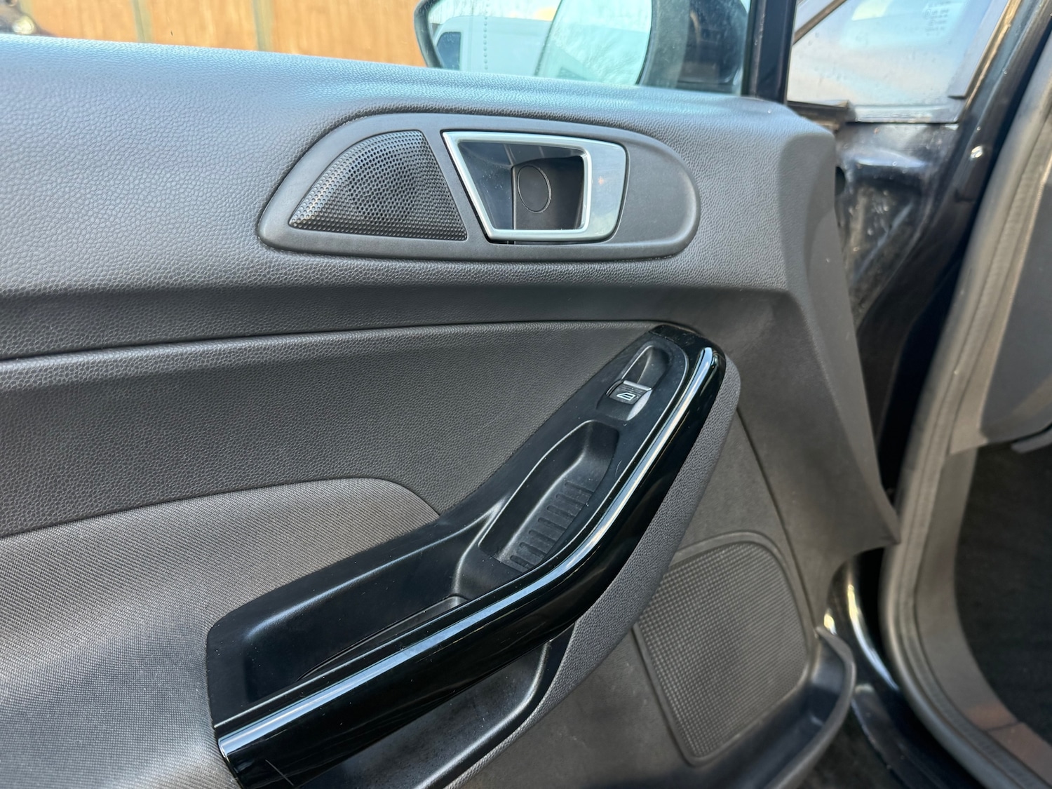 Used Ford Fiesta 2016 for sale - 76859899: Photo 37