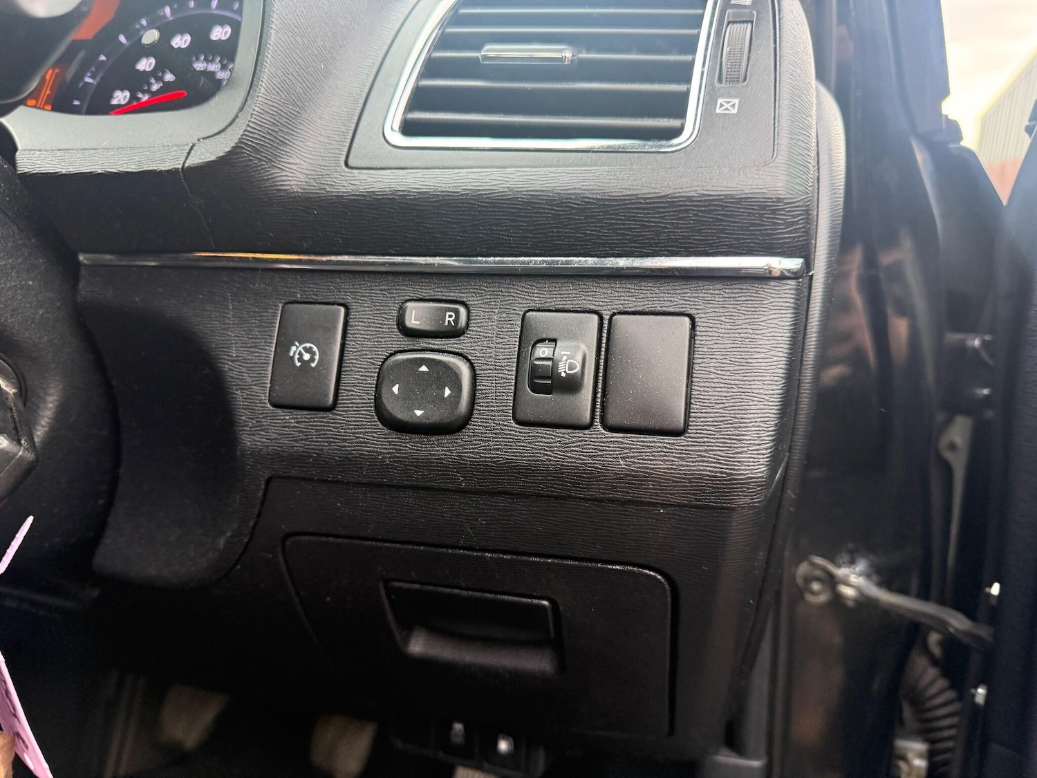 Used Toyota Avensis 2013 for sale - 76866516: Photo 19