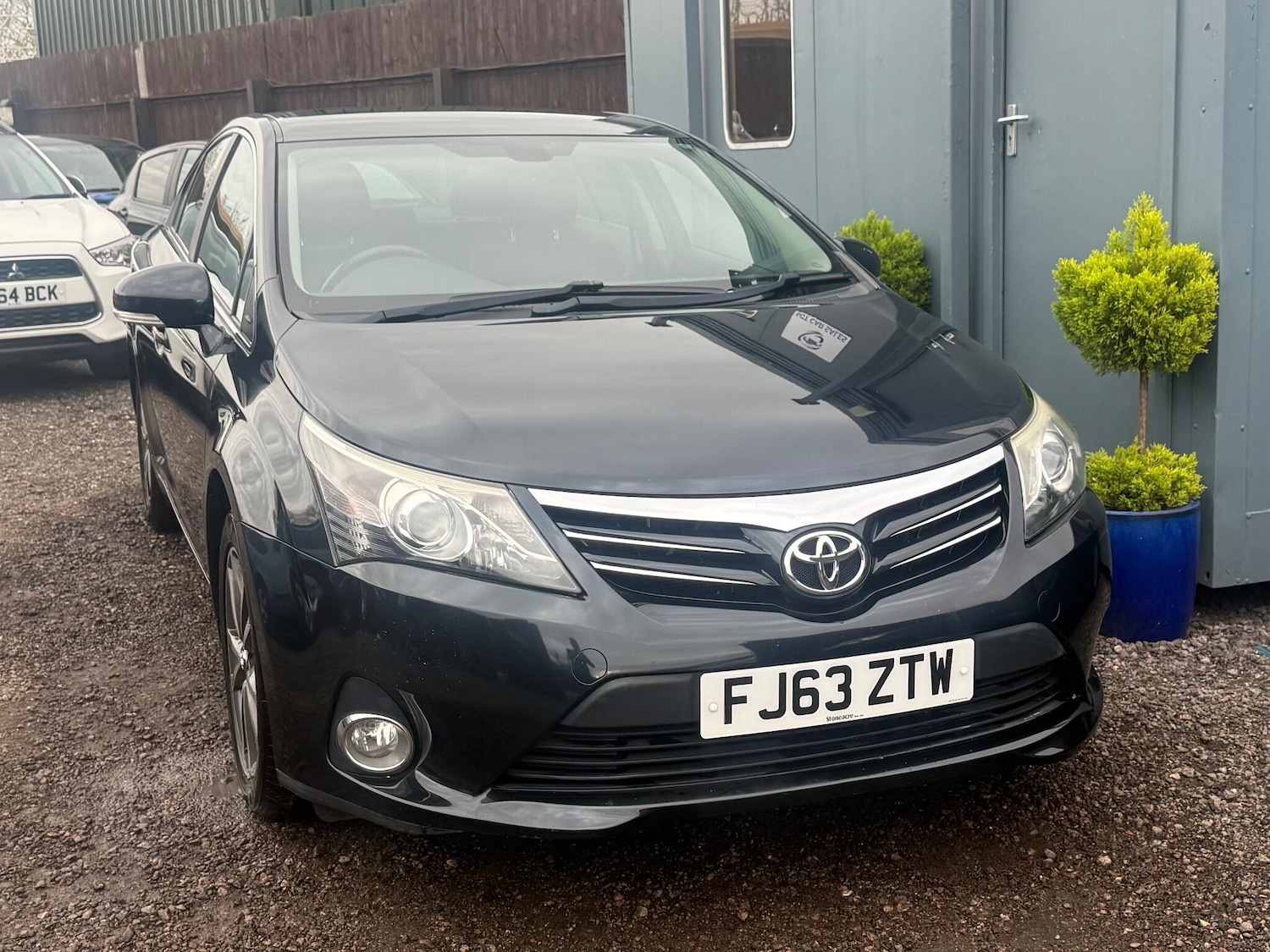 Used Toyota Avensis 2013 for sale - 76866516: Photo 2