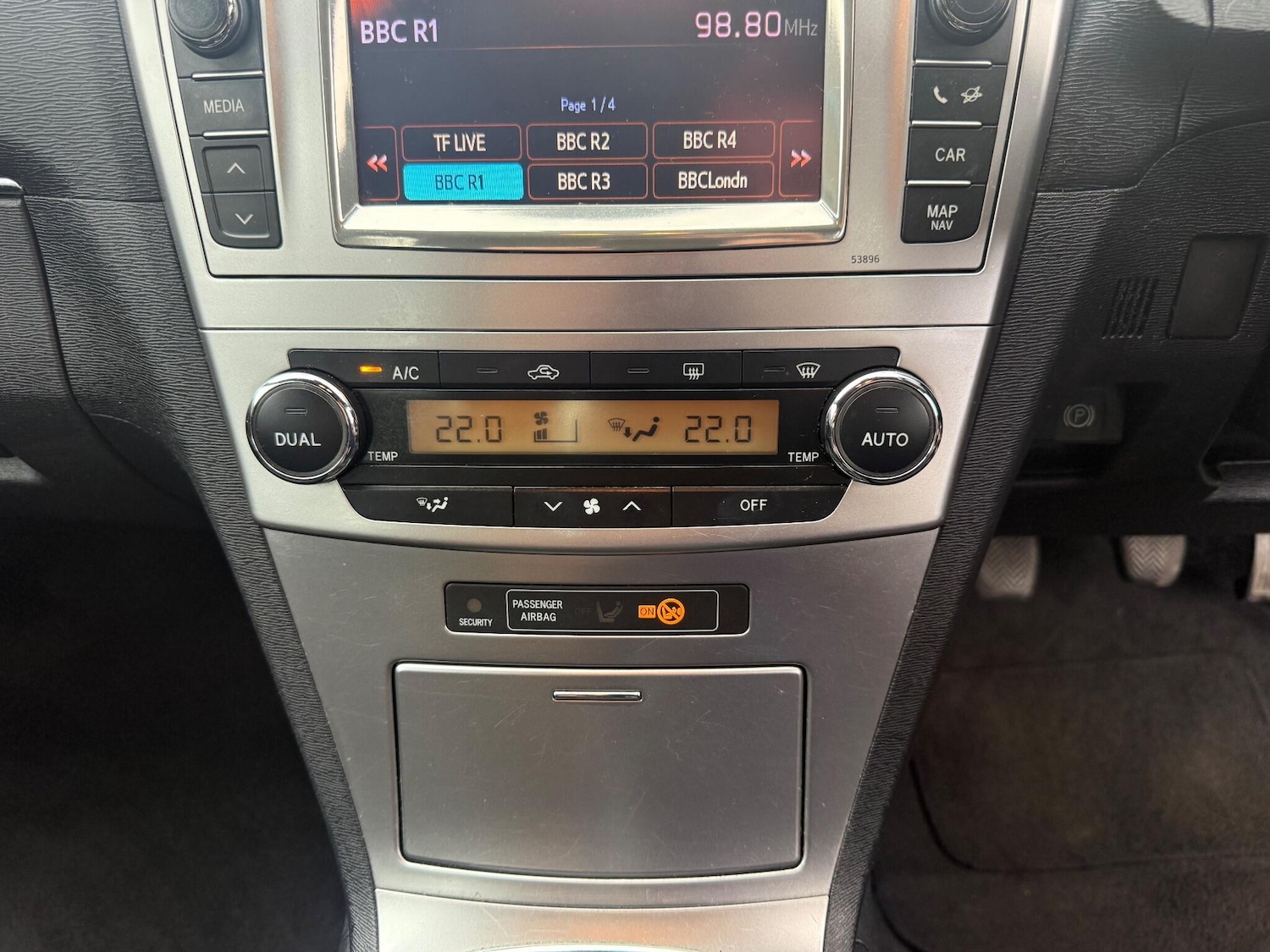 Used Toyota Avensis 2013 for sale - 76866516: Photo 23