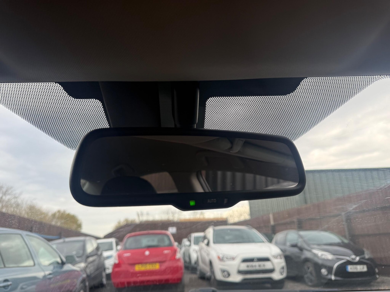 Used Toyota Avensis 2013 for sale - 76866516: Photo 26