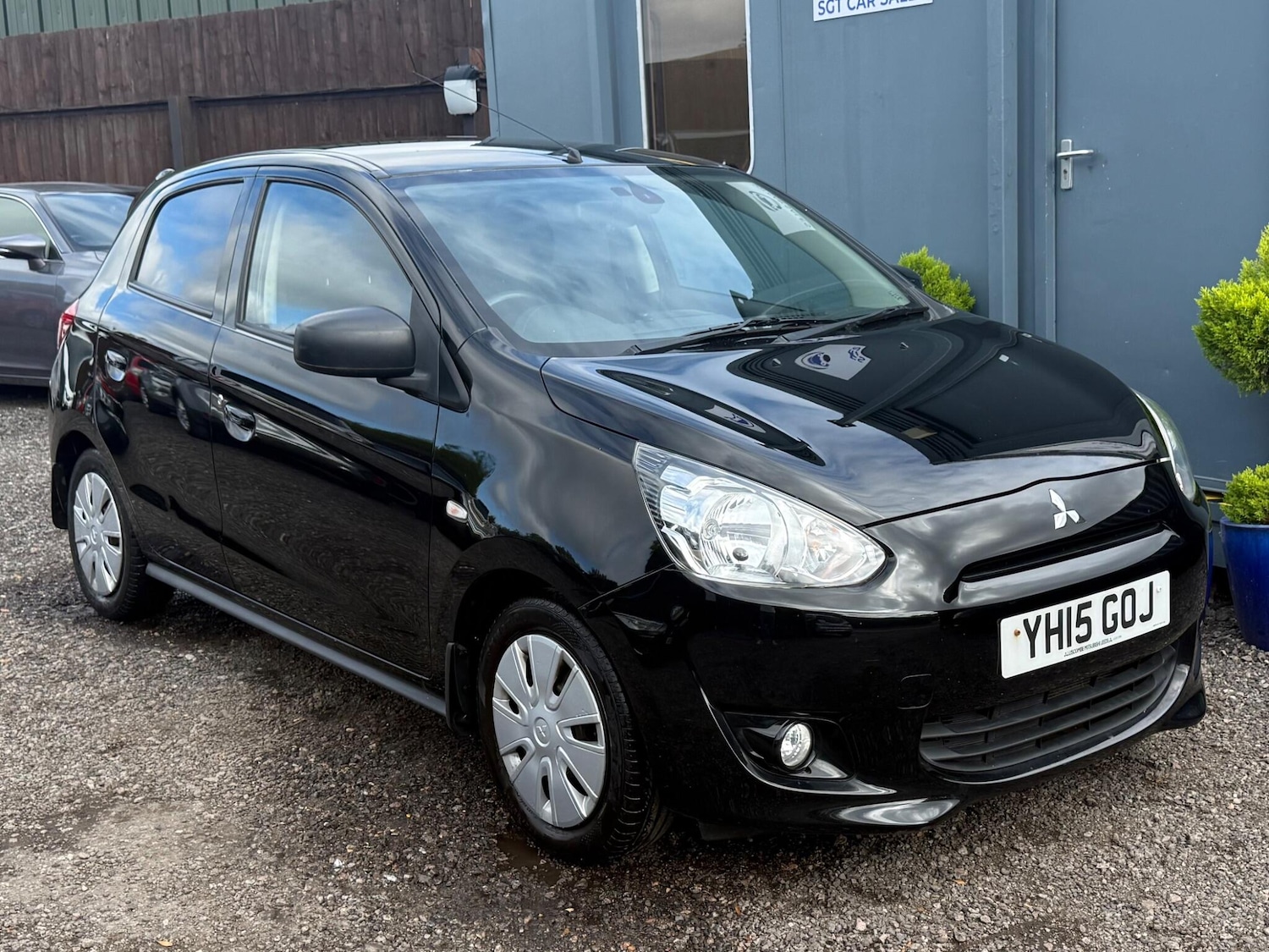 Used Mitsubishi Mirage 2015 for sale - 76002010: Photo 1