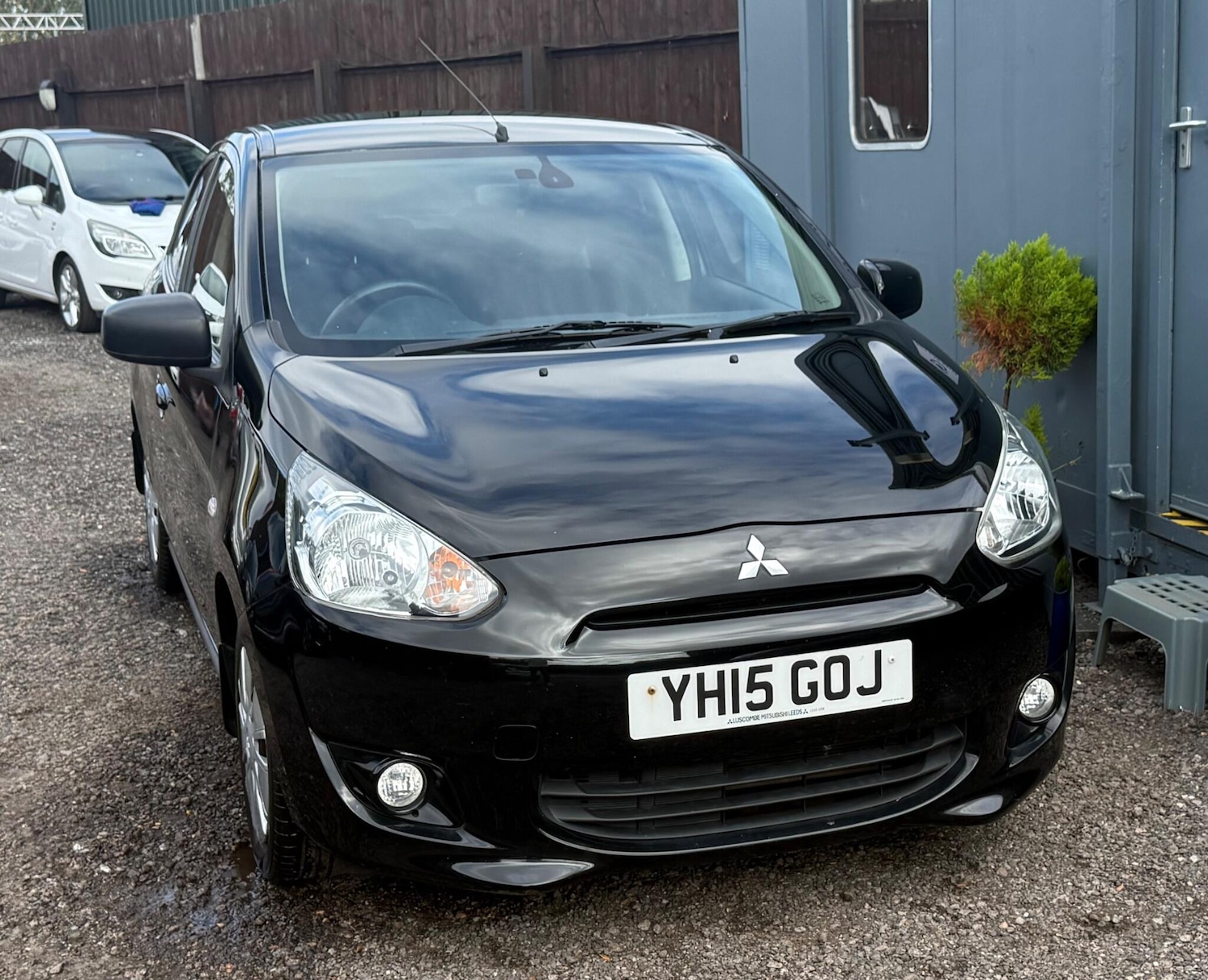 Used Mitsubishi Mirage 2015 for sale - 76002010: Photo 2