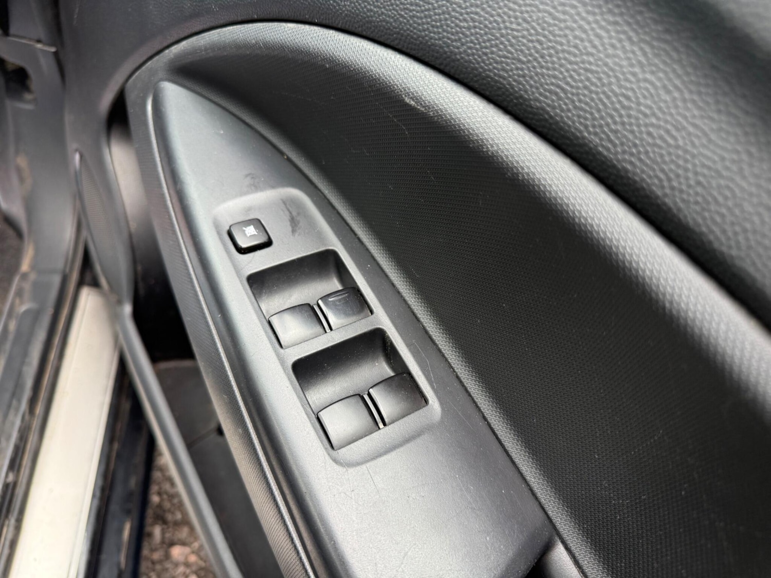 Used Mitsubishi Mirage 2015 for sale - 76002010: Photo 26