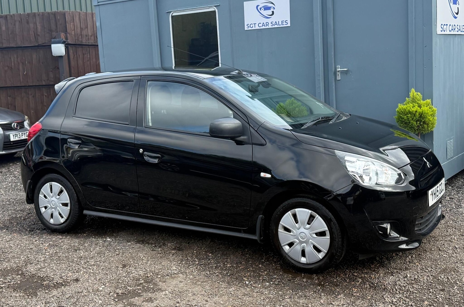 Used Mitsubishi Mirage 2015 for sale - 76002010: Photo 4