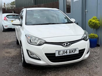 Used Hyundai i20 2014 for sale - 79830366: Photo