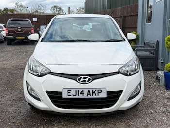 Used Hyundai i20 2014 for sale - 79830366: Photo
