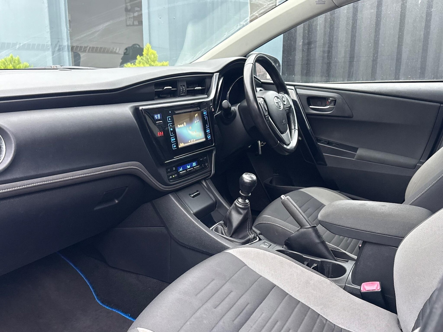 Used Toyota Auris 2015 for sale - 77166851: Photo 21