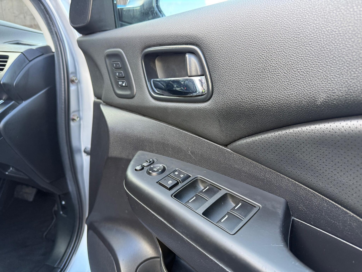 Used Honda CR-V 2016 for sale - 77229816: Photo 35