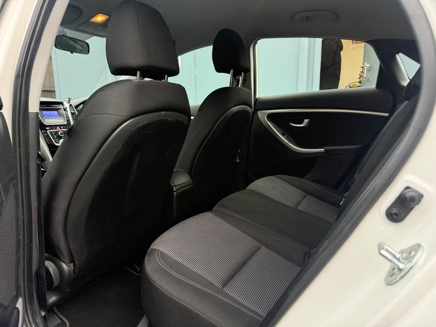 Used Hyundai i30 2013 for sale - 77330428: Photo 29