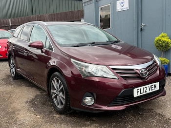 Used Toyota Avensis 2012 for sale - 79543809: Photo