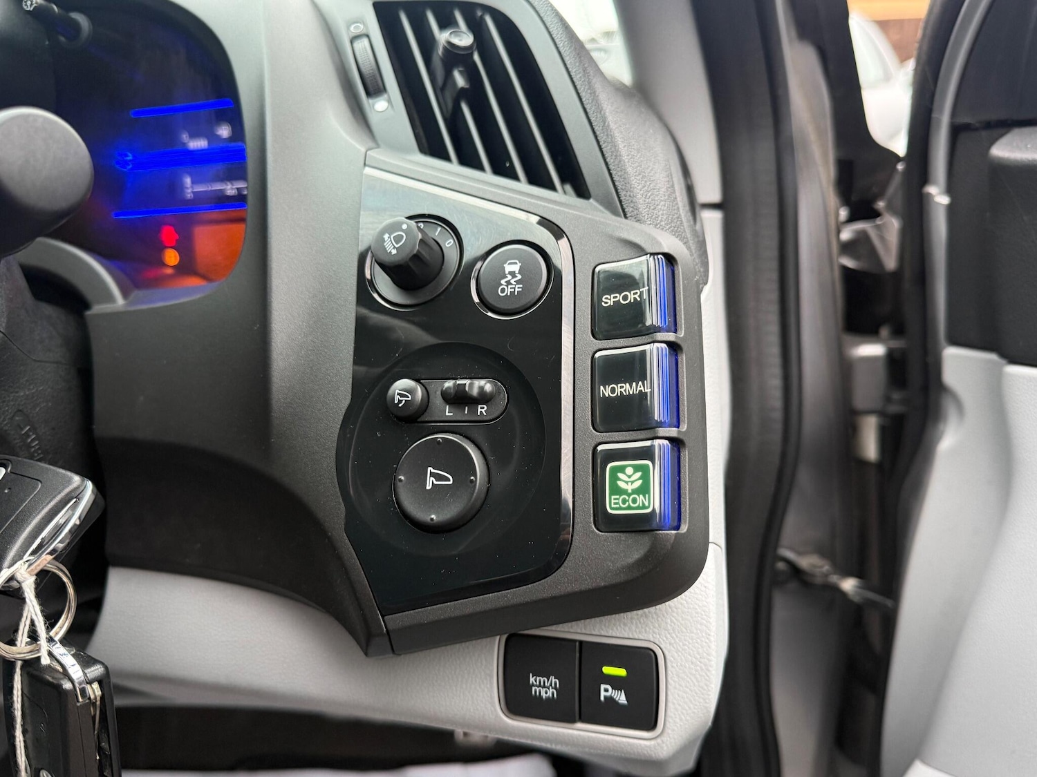 Used Honda CR-Z 2011 for sale - 77067064: Photo 27