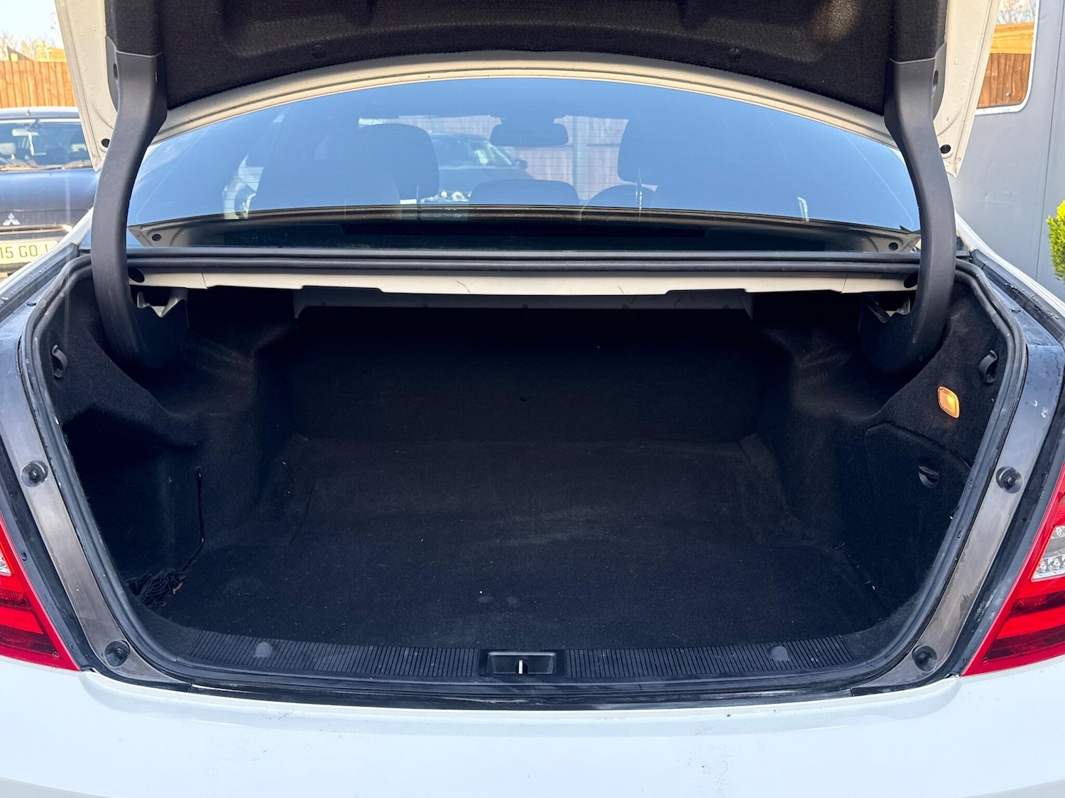 Used Mercedes-Benz C Class 2012 for sale - 77081289: Photo 46