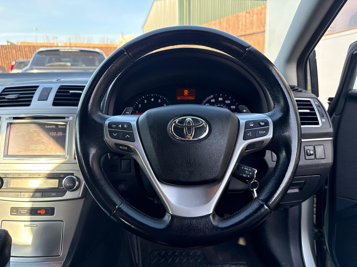 Used Toyota Avensis 2012 for sale - 77737349: Photo 24