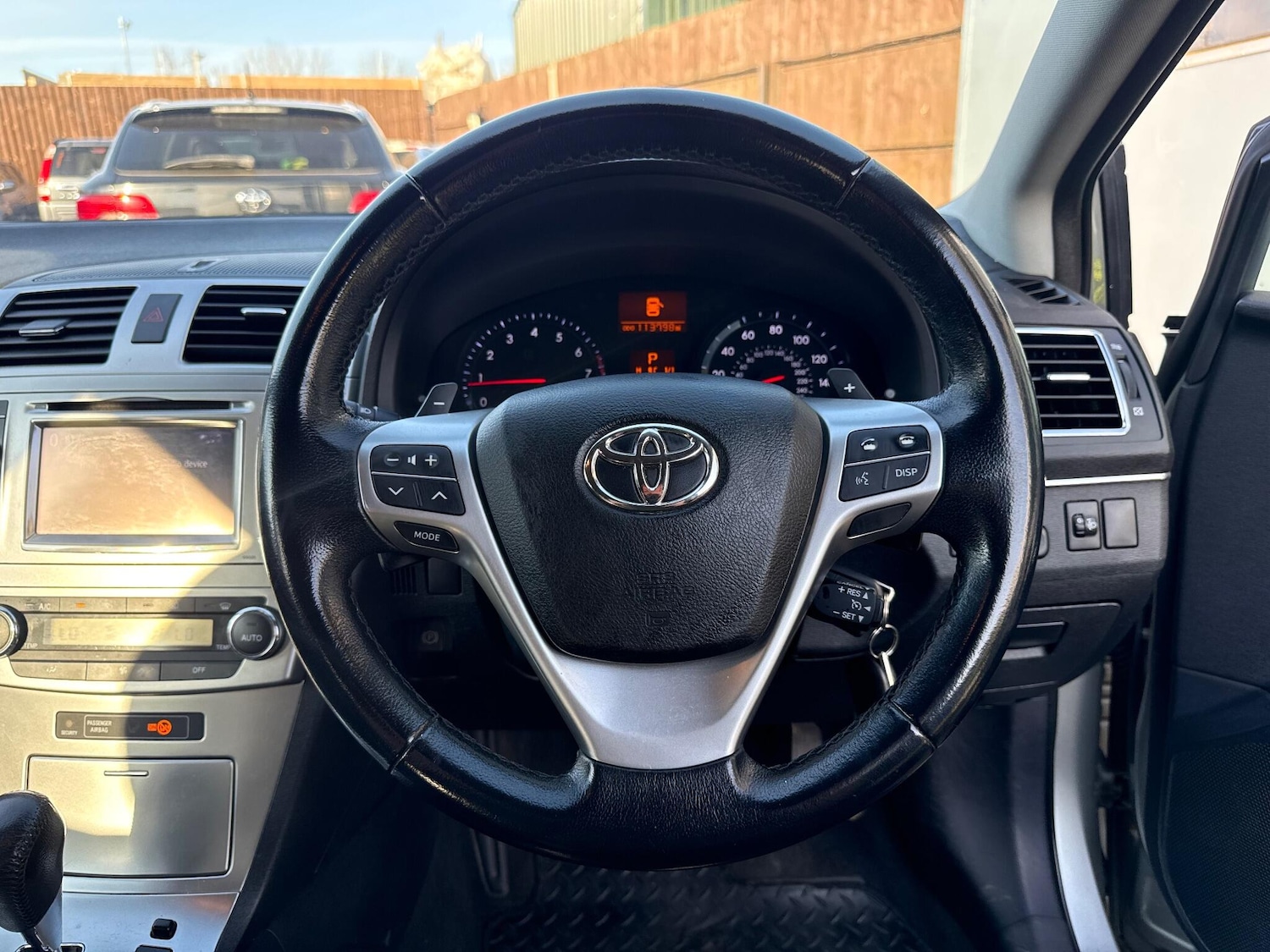 Used Toyota Avensis 2012 for sale - 77737349: Photo 25