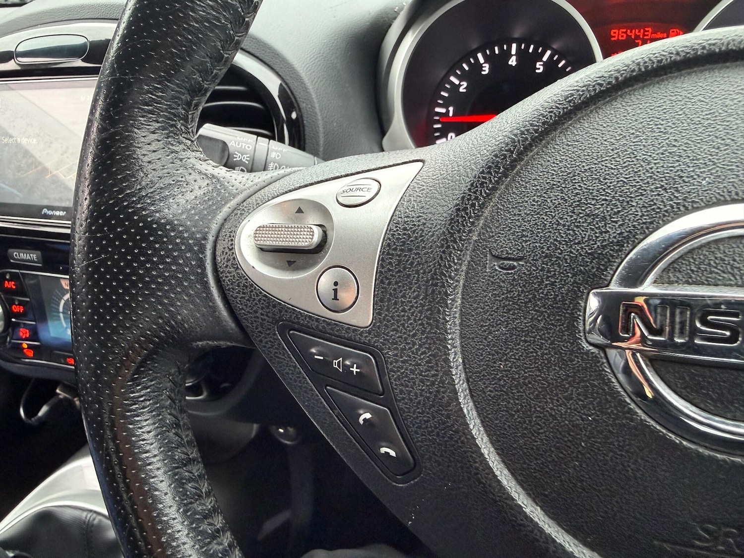 Used Nissan Juke 2013 for sale - 77455592: Photo 30