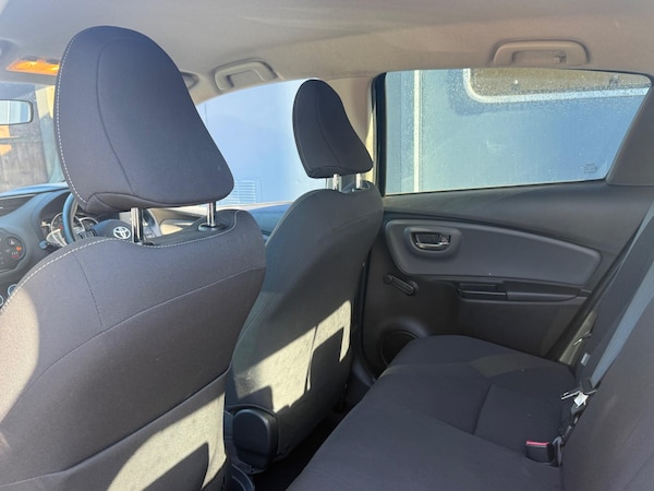 Used Toyota Yaris 2016 for sale - 76214041: Photo 36