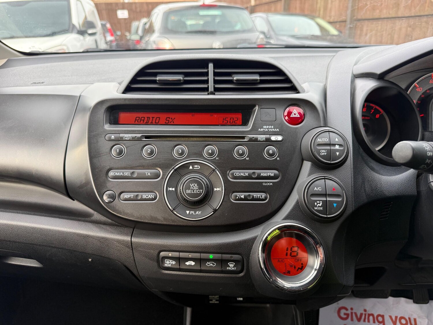 Used Honda Jazz 2013 for sale - 77586200: Photo 30