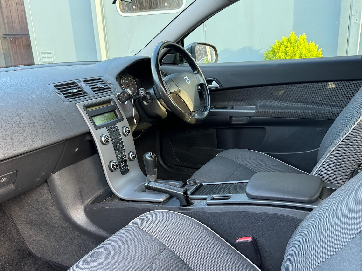 Used Volvo C30 2009 for sale - 77230075: Photo 20