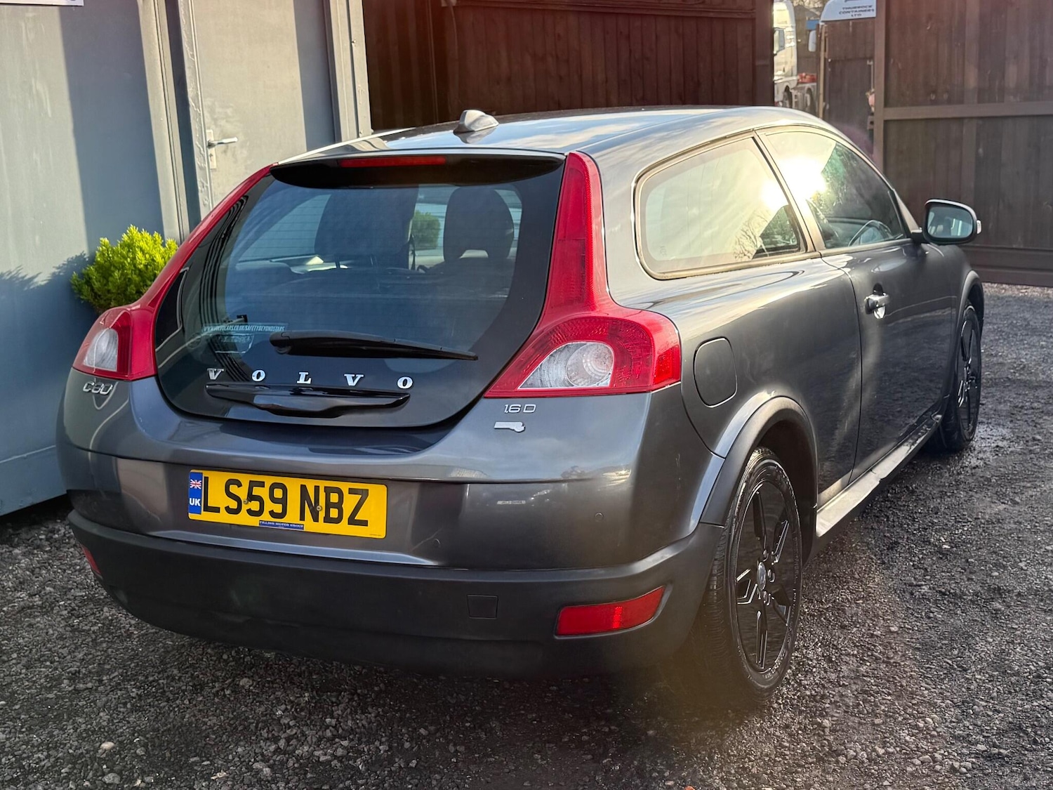 Used Volvo C30 2009 for sale - 77230075: Photo 7