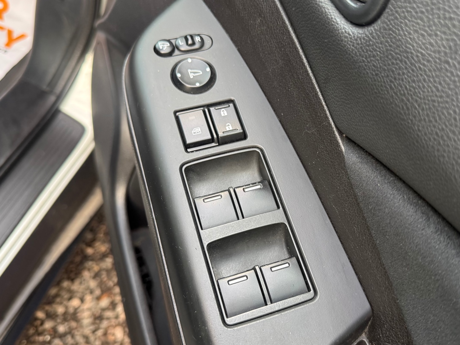 Used Honda CR-V 2015 for sale - 76860097: Photo 21