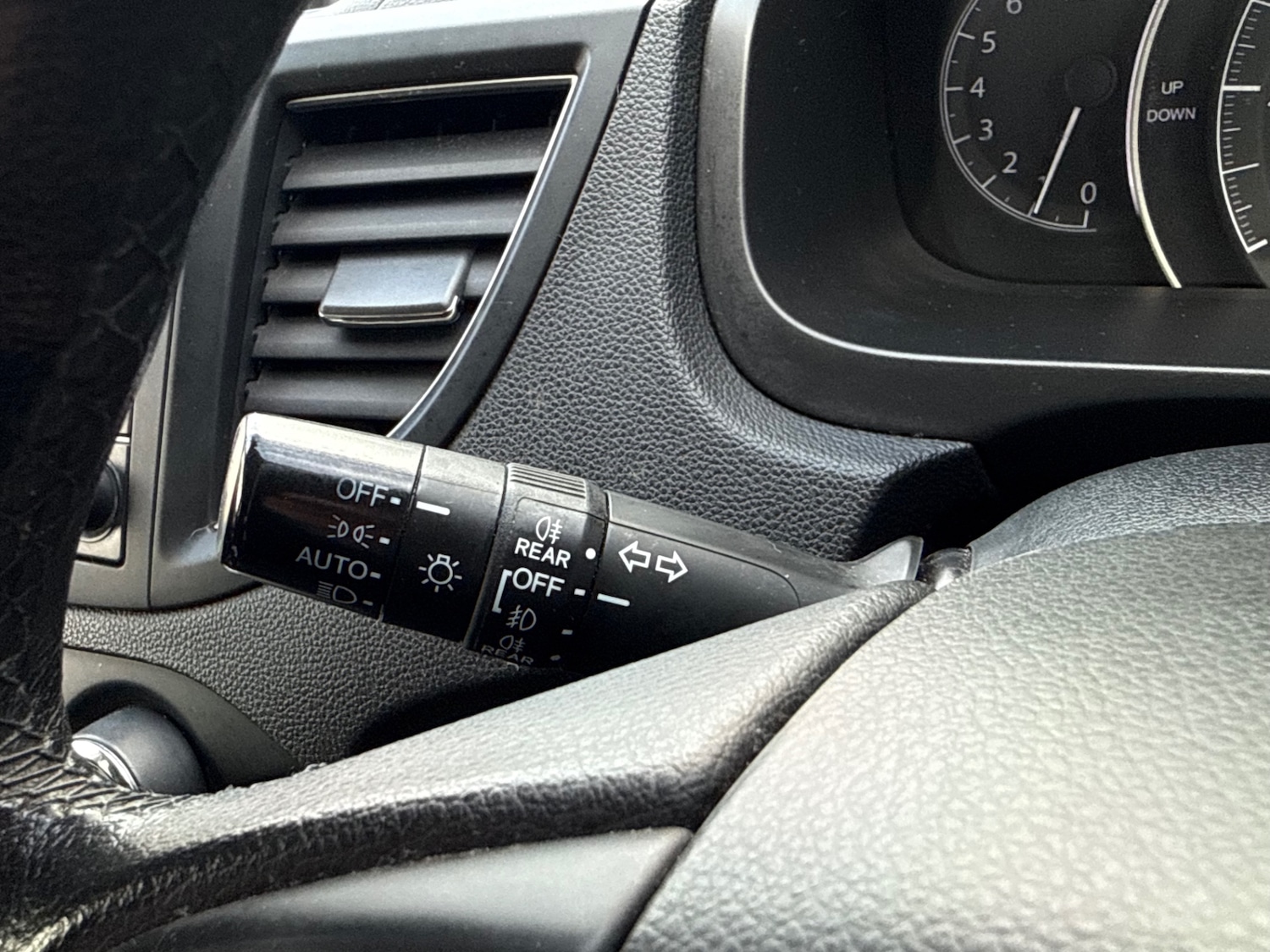 Used Honda CR-V 2015 for sale - 76860097: Photo 27