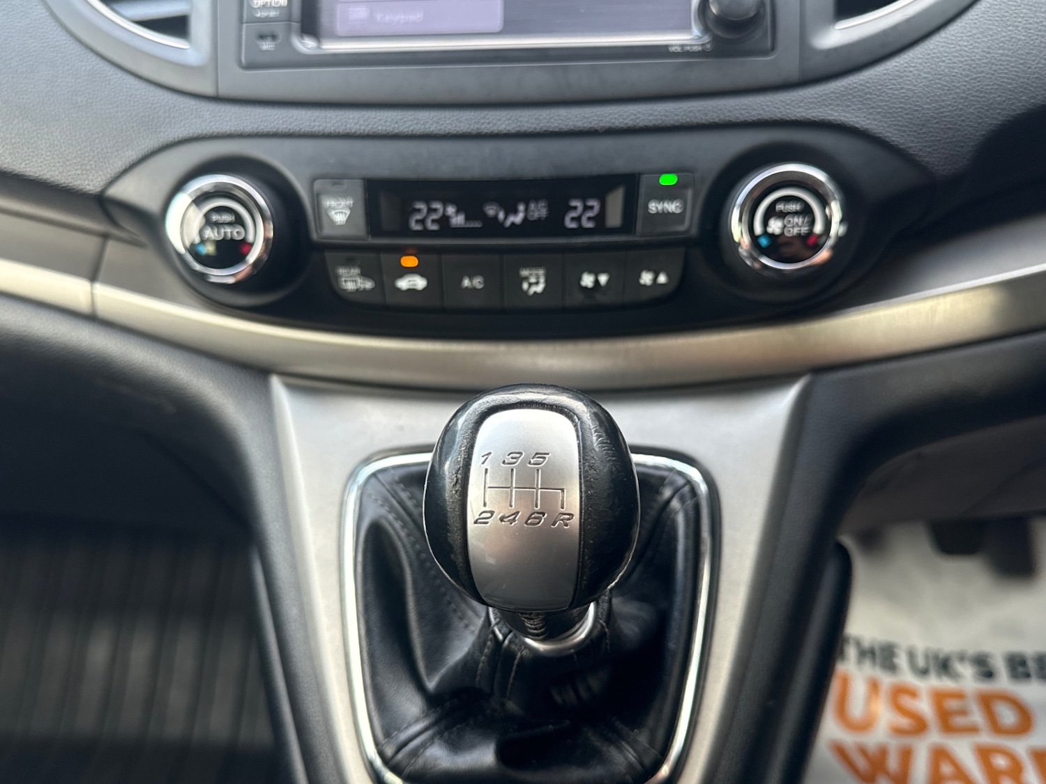 Used Honda CR-V 2015 for sale - 76860097: Photo 32